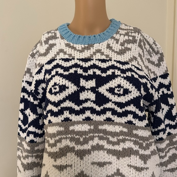 ASOS Women’s Chunky Sweater Super Thick Crew Neck Size Medium - Picture 3 of 6